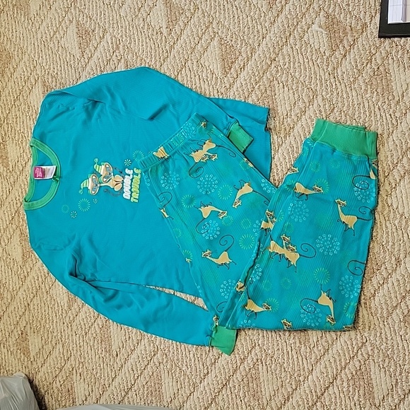 Disney Intimates & Sleepwear The Wonderful World Of Disney Pajama